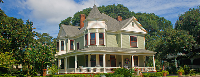 Make History Yours! What You Should Know About Buying Historic Property