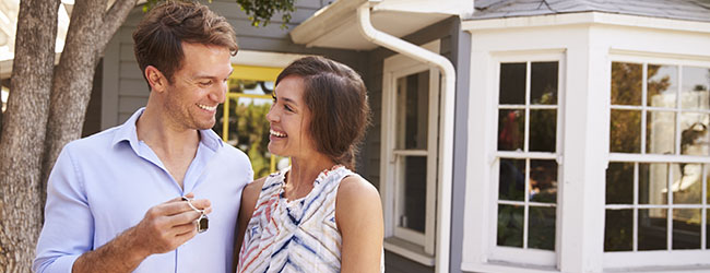 The Do's and Don'ts of Buying a Home When You're Not Married