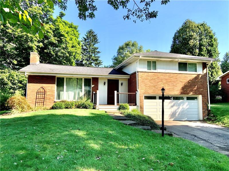 121 Oak Hill Manor, Penn Twp, PA 16002 Penn Twp Real Estate