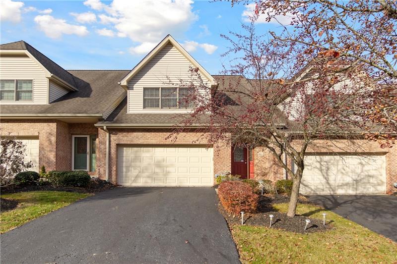 306 Woodcrest Dr 