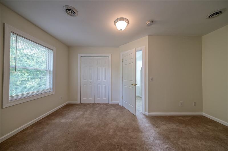 5653 Meridian Rd Photo 28