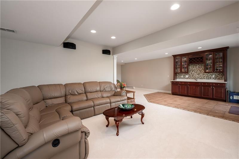8009 Falcon Court  Photo 33