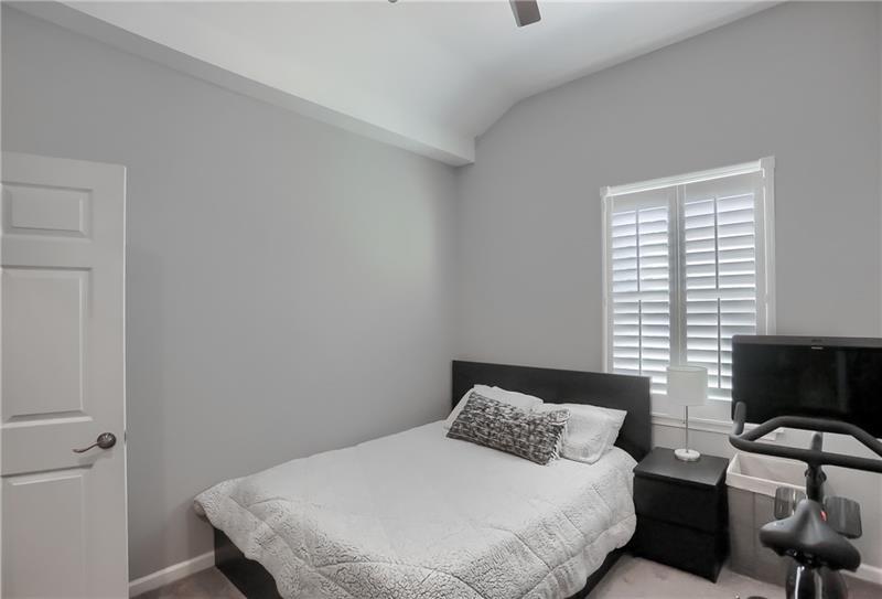 5233 Holmes Street  Photo 31