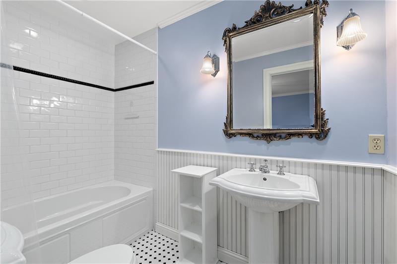 1118 Griffith Road  Photo 28