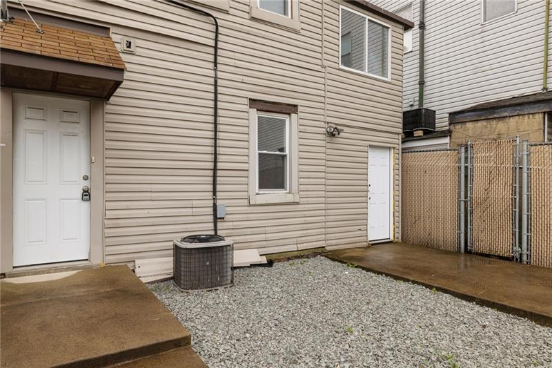 78 S 12th St Photo 32