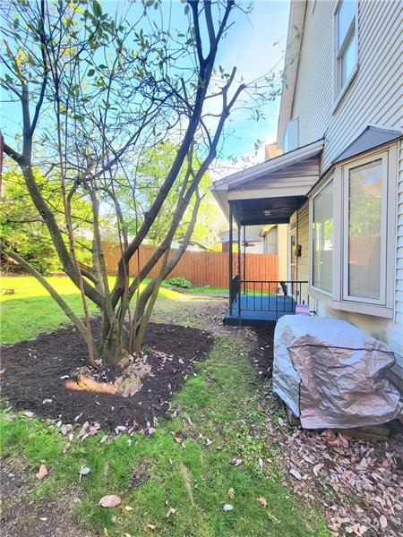 1415 Sumac  Photo 27