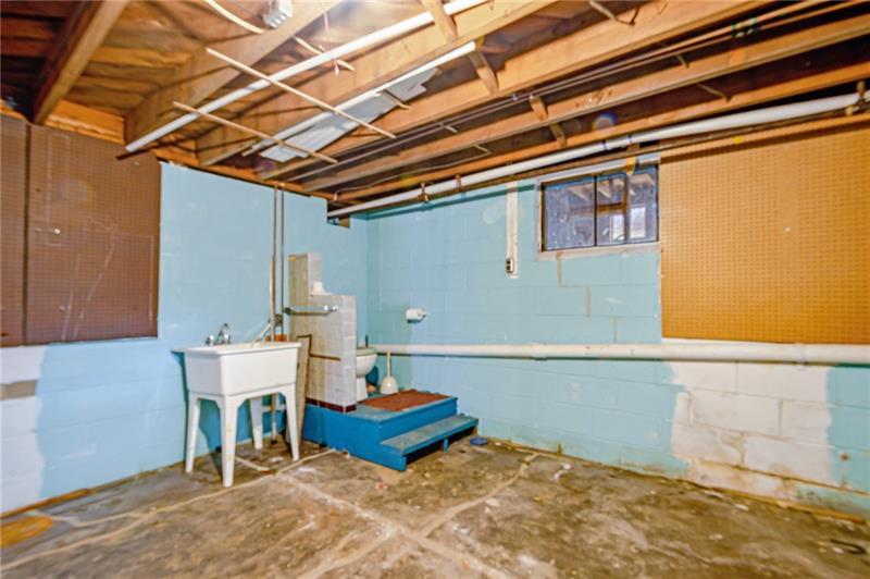 329 3rd Ave  Photo 37