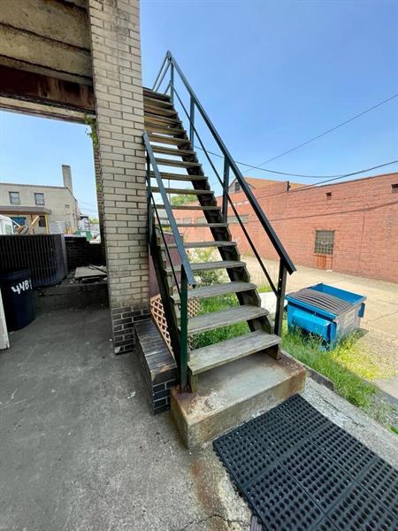 433 St Clair Ave Photo 29