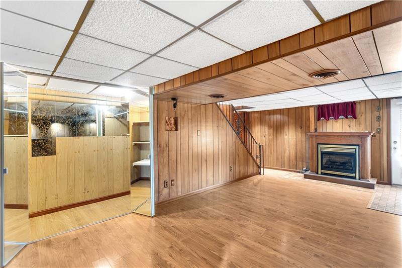 135 William Cir  Photo 26