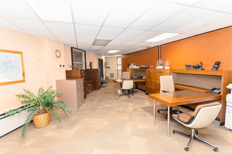 250 W MAIN ST, Uniontown, PA 15401 Office For Sale