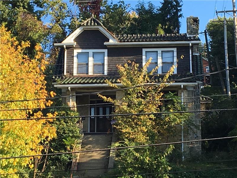 2451 West Liberty Avenue, Brookline