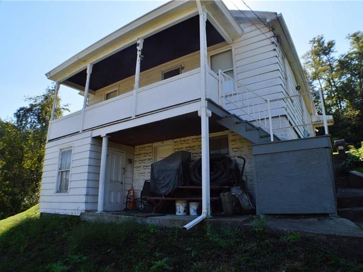 6 Old Courtney Rd, Union Township