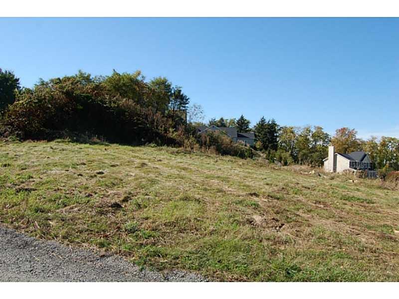 8485 Walthour Drive, North Huntingdon