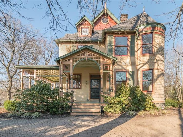 235 Elwick Street, Sewickley