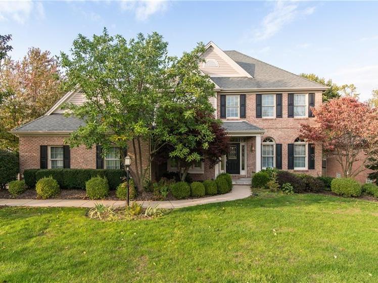 219 Alaqua Drive, Ohio Township