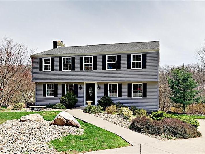 3884 Dolphin Drive, Hampton