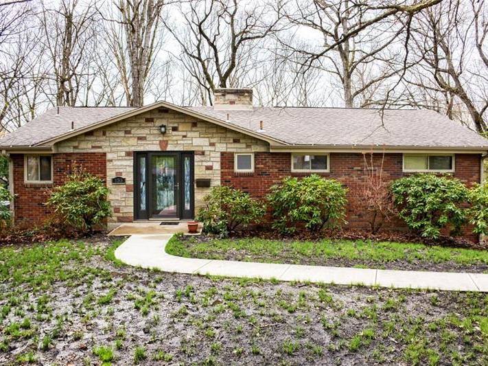133 Mayer Drive, Ross Township