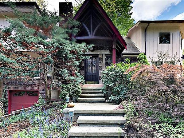 2324 Walruth Road, Franklin Park