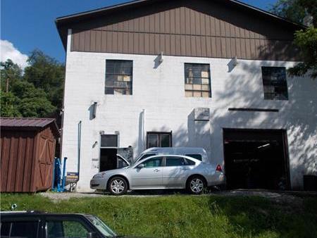 870 Main St, North Huntingdon