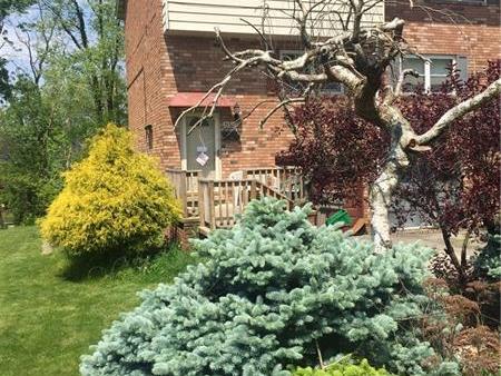 940 Academy Heights Dr, Hempfield Township