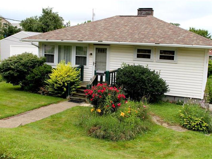 1218 Massachusetts Ave., Hopewell Township