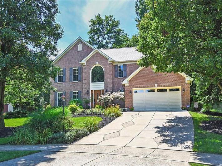 329 Shady Glen Drive, Moon-Crescent Twp