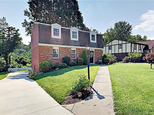 107 Valley Hi Dr, Ross Township