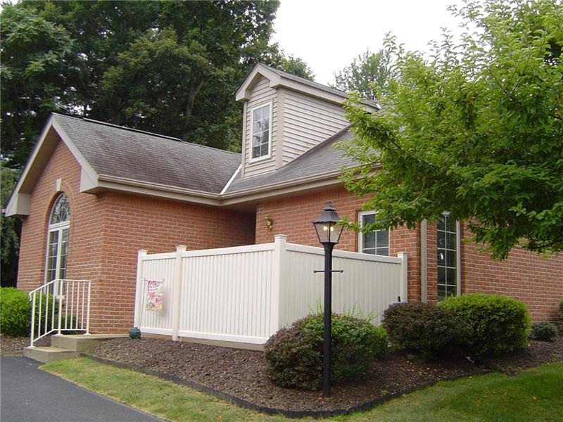 106 Windcrest Ct, Chippewa Township
