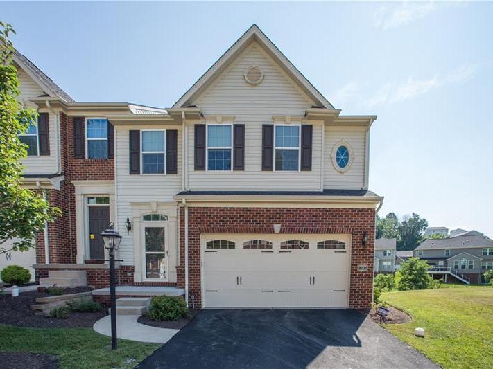 8001 Hinsdale Lane, South Fayette