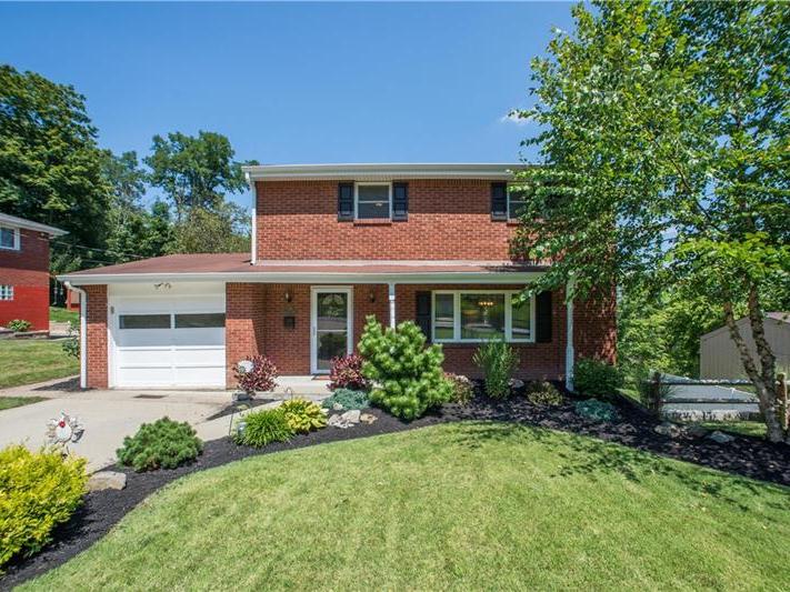 136 Pinewood Drive, South Fayette
