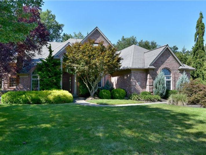 2140 English Turn Drive, Collier Township