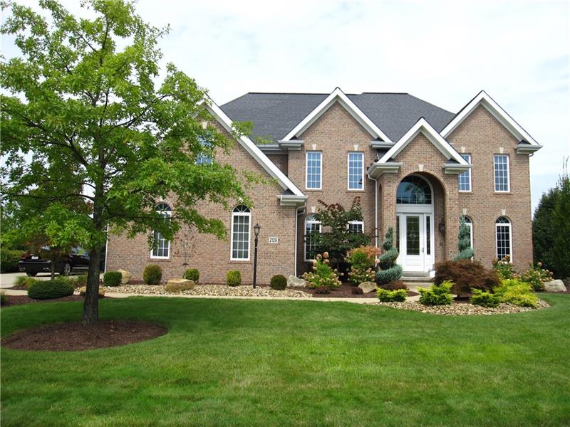 2129 Johns Ridge Road, Moon-Crescent Twp
