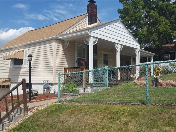 1010 Jacob St, N. Versailles