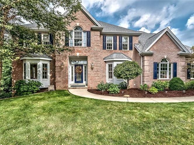 914 Black Oak Court, Pine Township