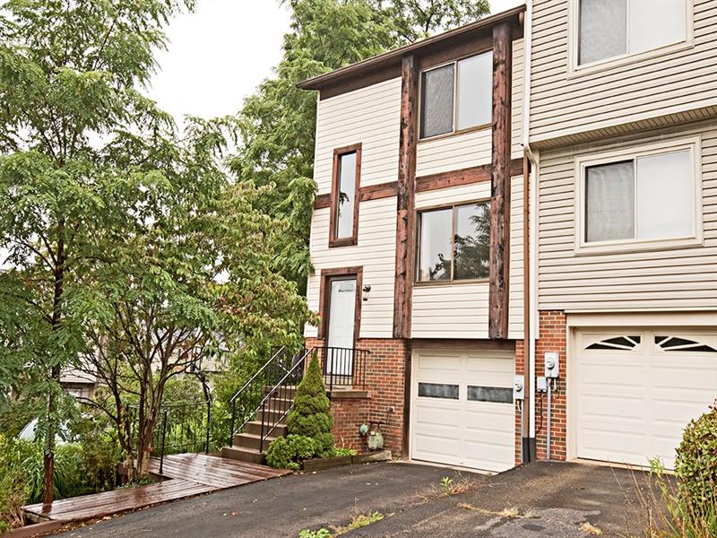 3240 Camberly Drive, Hampton