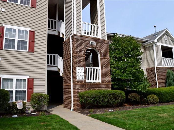 114 Stockton Rdg, Cranberry Twp