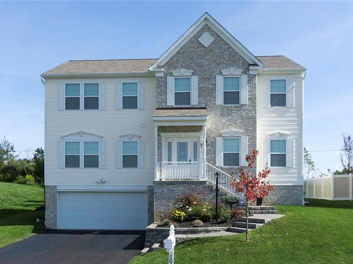 192 Centennial Drive, Collier Township