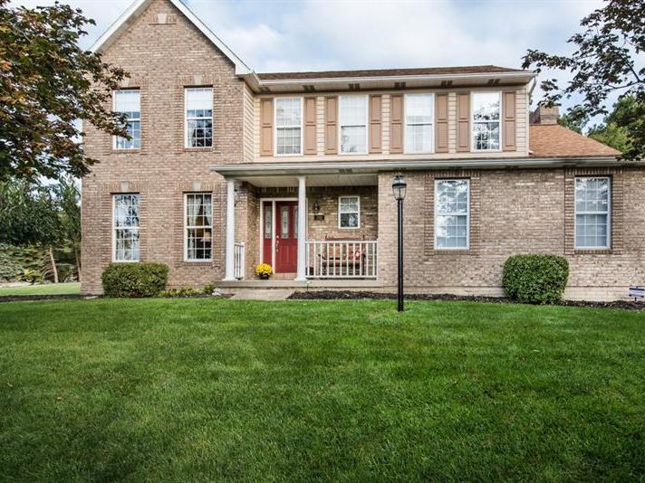 201 White Oak Place, Adams Township