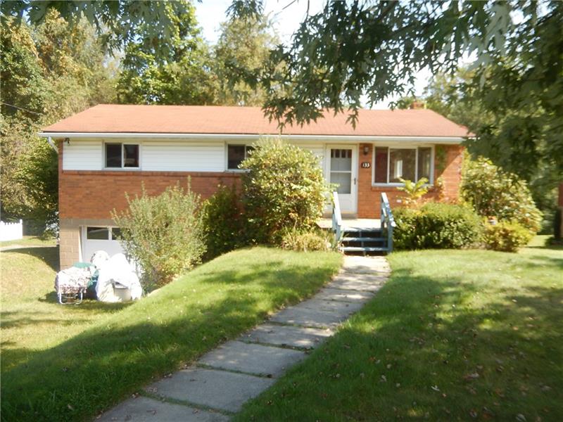 133 West Point Drive, Hempfield Township