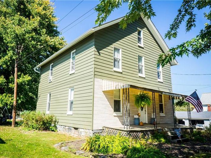 150 S Main St, West Sunbury