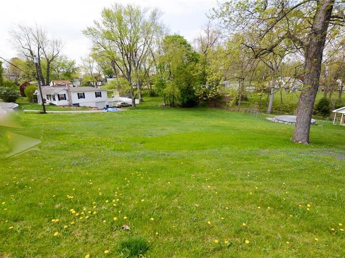 313 Shady Dr., Moon-Crescent Twp