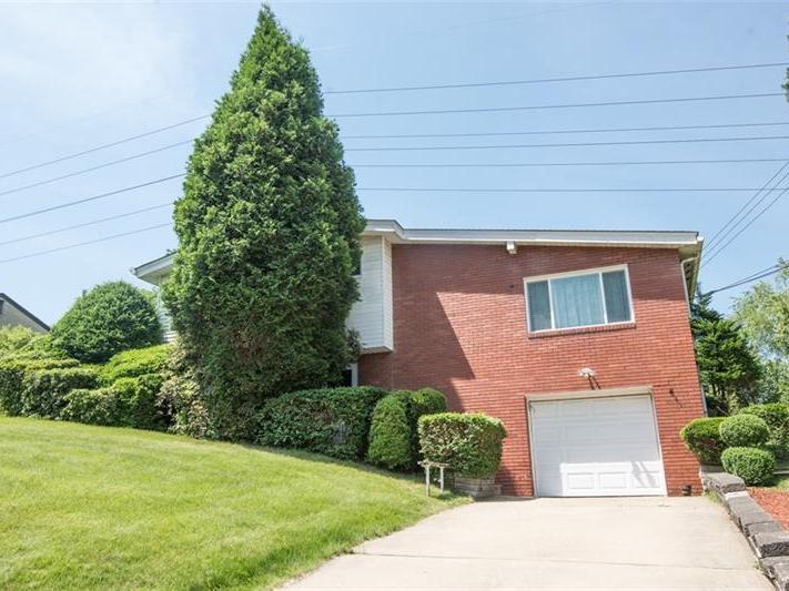 209 Governor Drive, Shaler