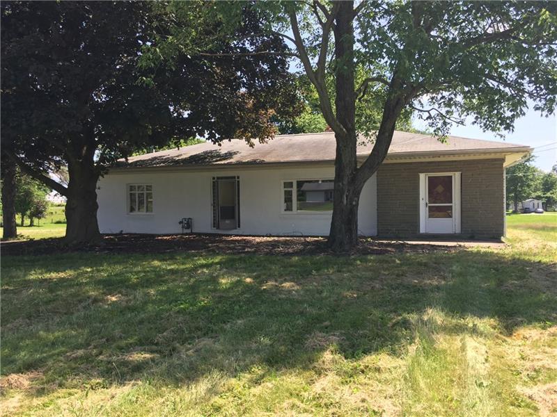 390 N Perry Highway, Coolspring Twp