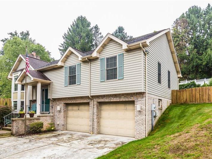108 Golf Ridge Drive, Monroeville