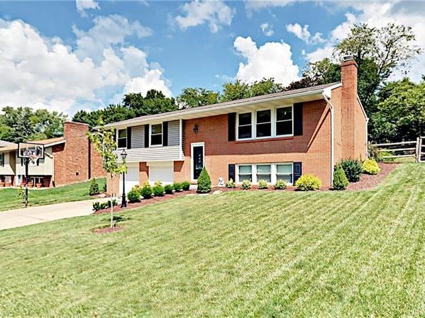 1997 Carriage Hill Rd, McCandless
