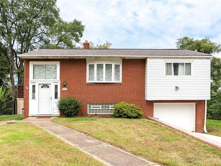3111 Ridge Avenue, Hopewell Twp