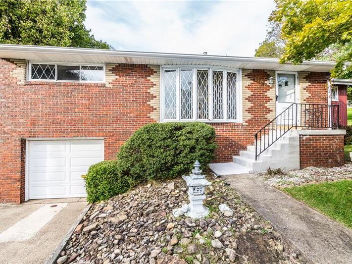 513 Spring Valley Road, West Mifflin