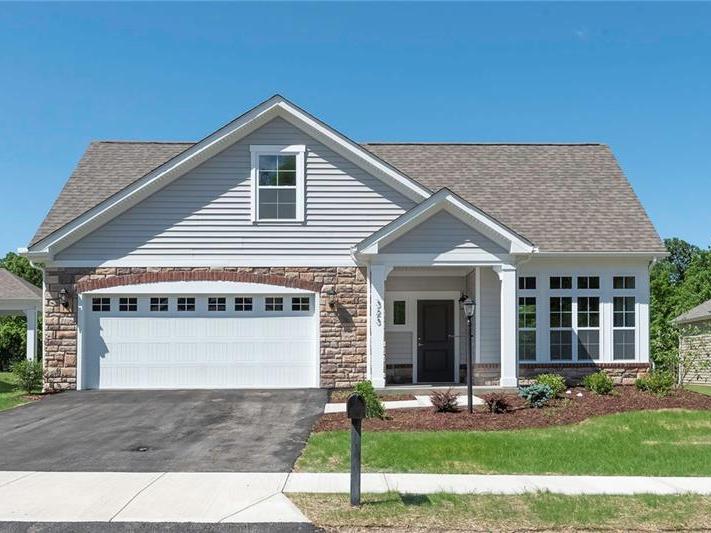 323 Dupont Drive, North Fayette