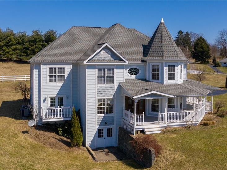 33 Carrier Road, Pymatuning Twp