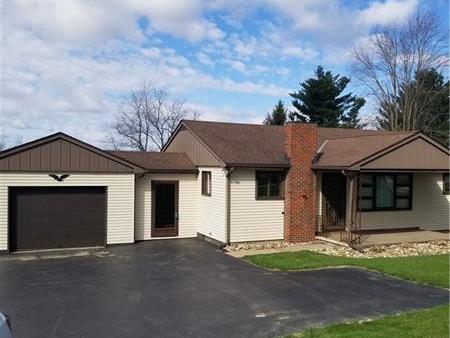 405 East Brady Rd, East Franklin Twp